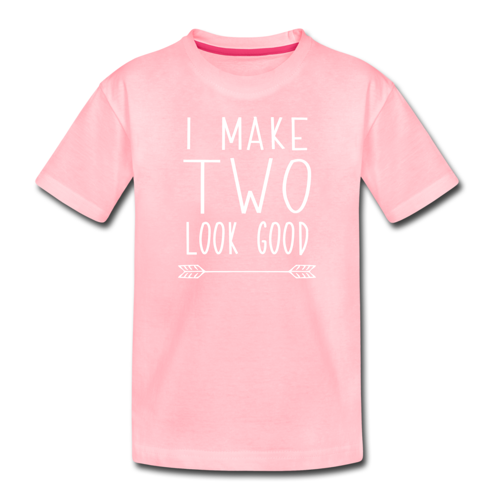 I Make Two Look Good, 2nd Birthday Outfit, Toddler Premium T-Shirt - pink